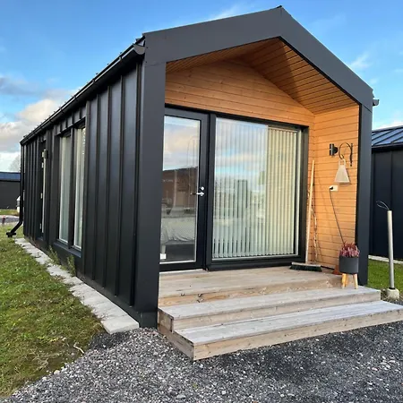 Rauha 2b Stylish Mini With Easy Parking * Lumijoki