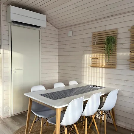 Rauha 2b Stylish Mini With Easy Parking Appartement